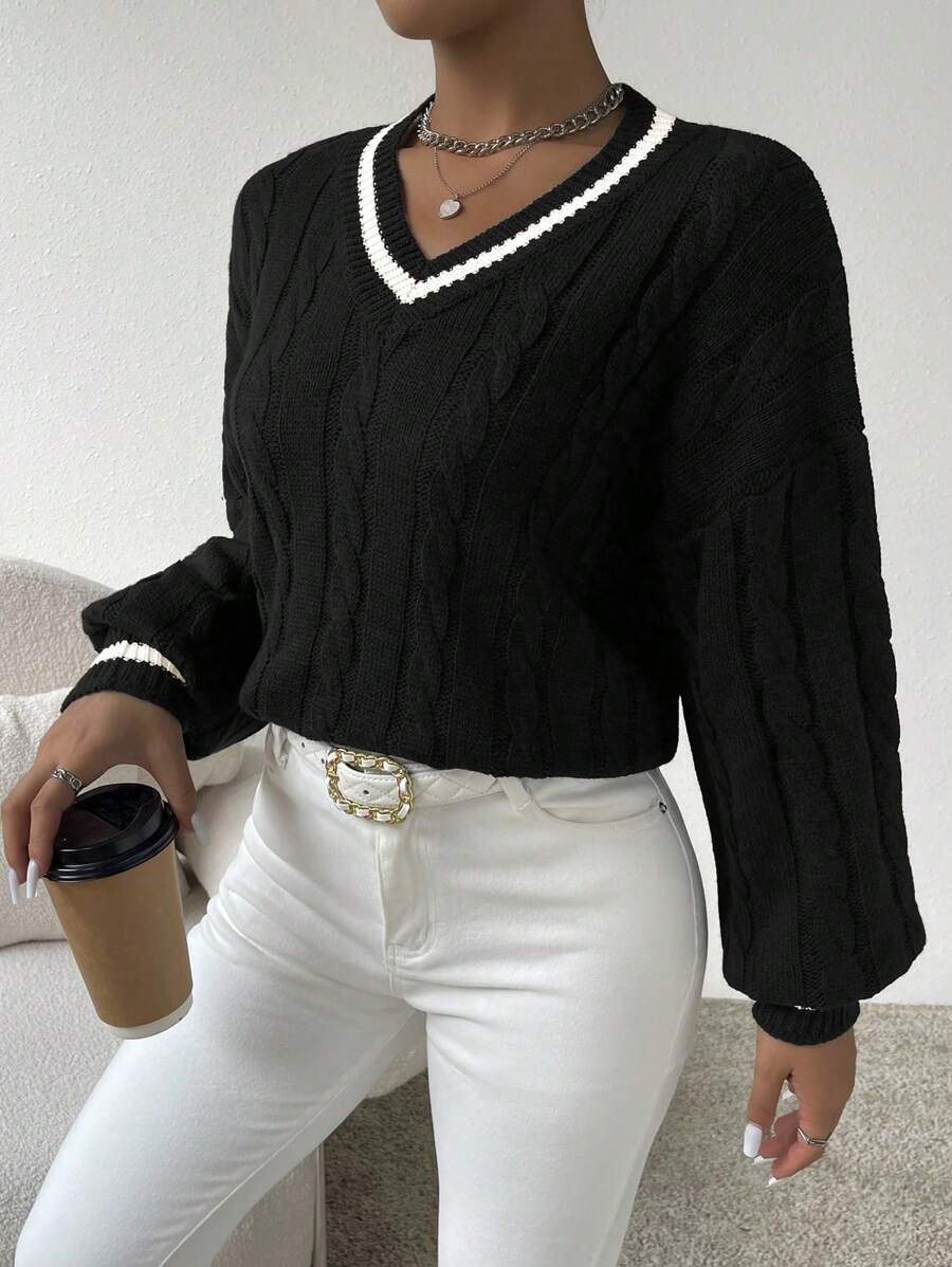 Claire™ | Preppy Kabelstrik Med Dyb V-Hals