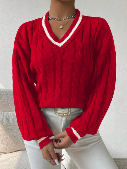 Claire™ | Preppy Kabelstrik Med Dyb V-Hals