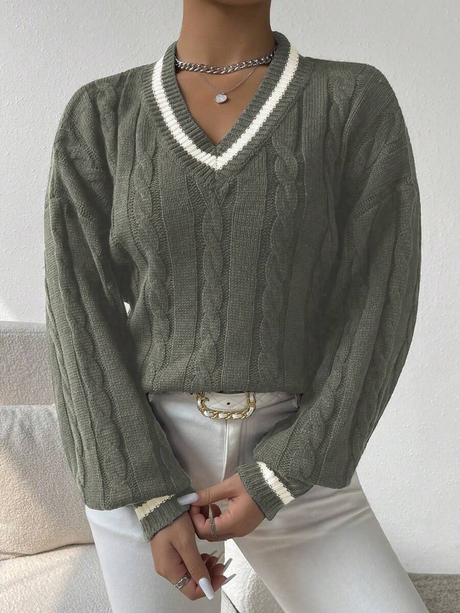 Claire™ | Preppy Kabelstrik Med Dyb V-Hals