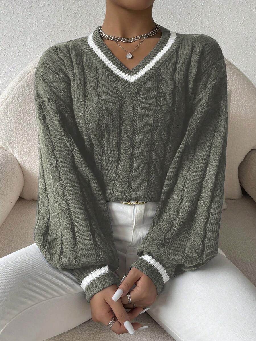 Claire™ | Preppy Kabelstrik Med Dyb V-Hals
