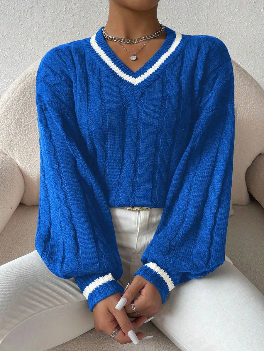 Claire™ | Preppy Kabelstrik Med Dyb V-Hals