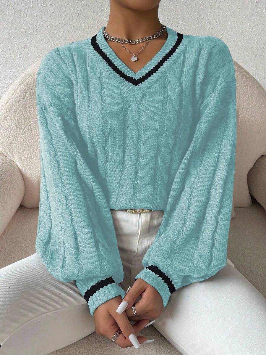 Claire™ | Preppy Kabelstrik Med Dyb V-Hals