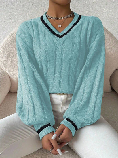 Claire™ | Preppy Kabelstrik Med Dyb V-Hals