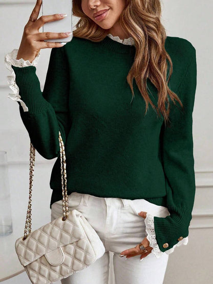 Livia™ | Striktrøje Med Blondekant Og Knapdetaljer