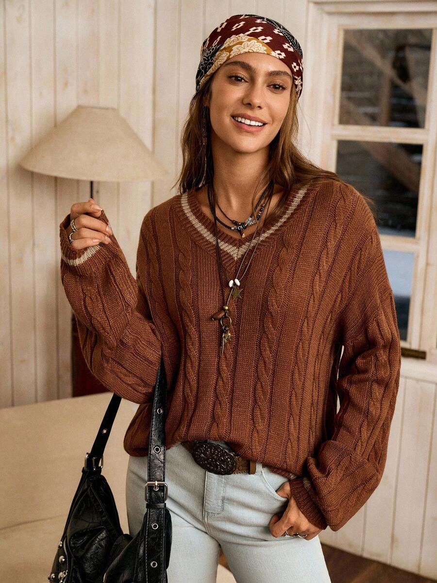 Claire™ | Preppy Kabelstrik Med Dyb V-Hals