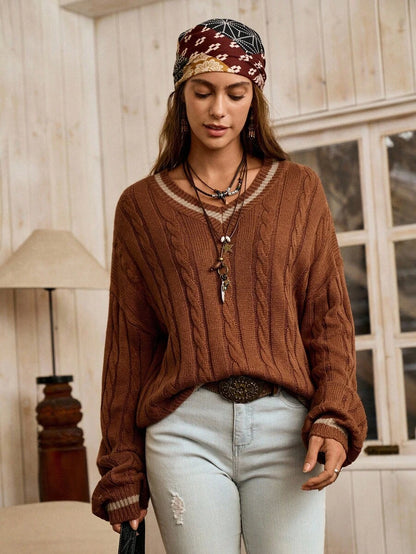 Claire™ | Preppy Kabelstrik Med Dyb V-Hals