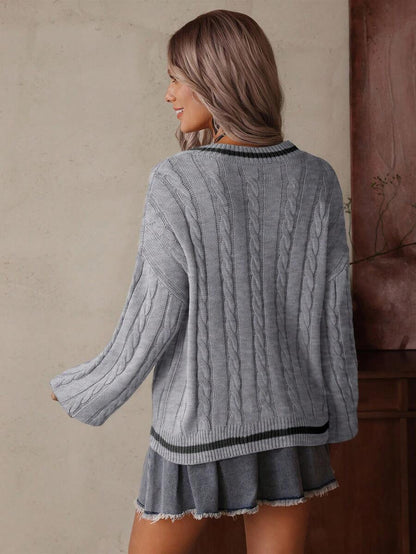 Claire™ | Preppy Kabelstrik Med Dyb V-Hals