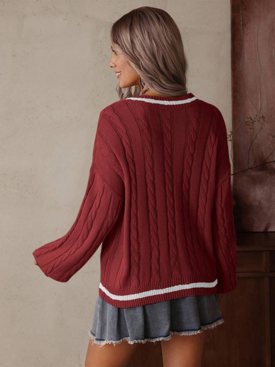 Claire™ | Preppy Kabelstrik Med Dyb V-Hals