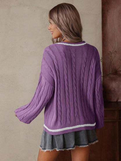 Claire™ | Preppy Kabelstrik Med Dyb V-Hals