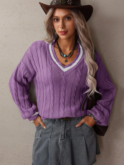 Claire™ | Preppy Kabelstrik Med Dyb V-Hals