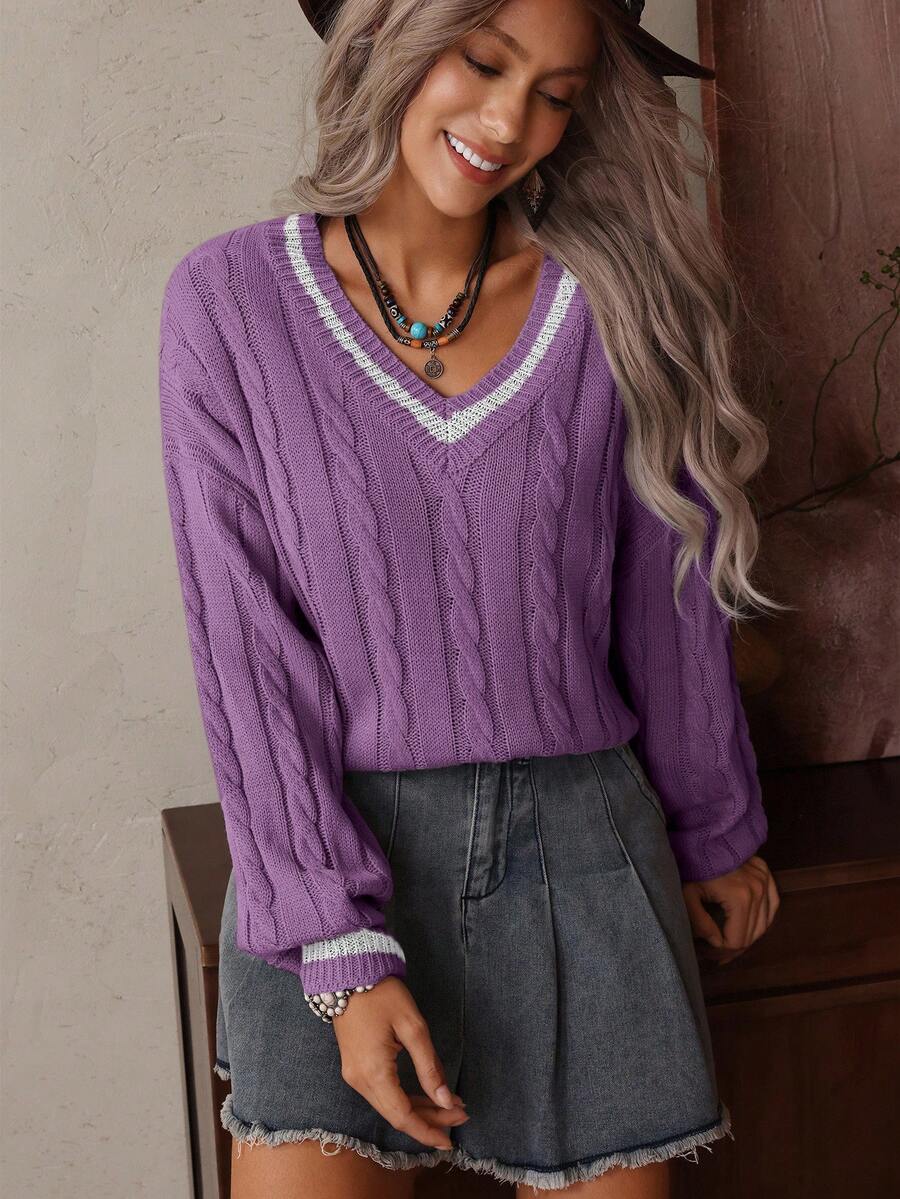 Claire™ | Preppy Kabelstrik Med Dyb V-Hals